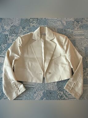 WeWoreWhat l Cropped Blazer bubble skirt set